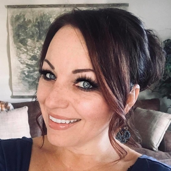 Meet your posher, Resa! - Picture 5 of 11